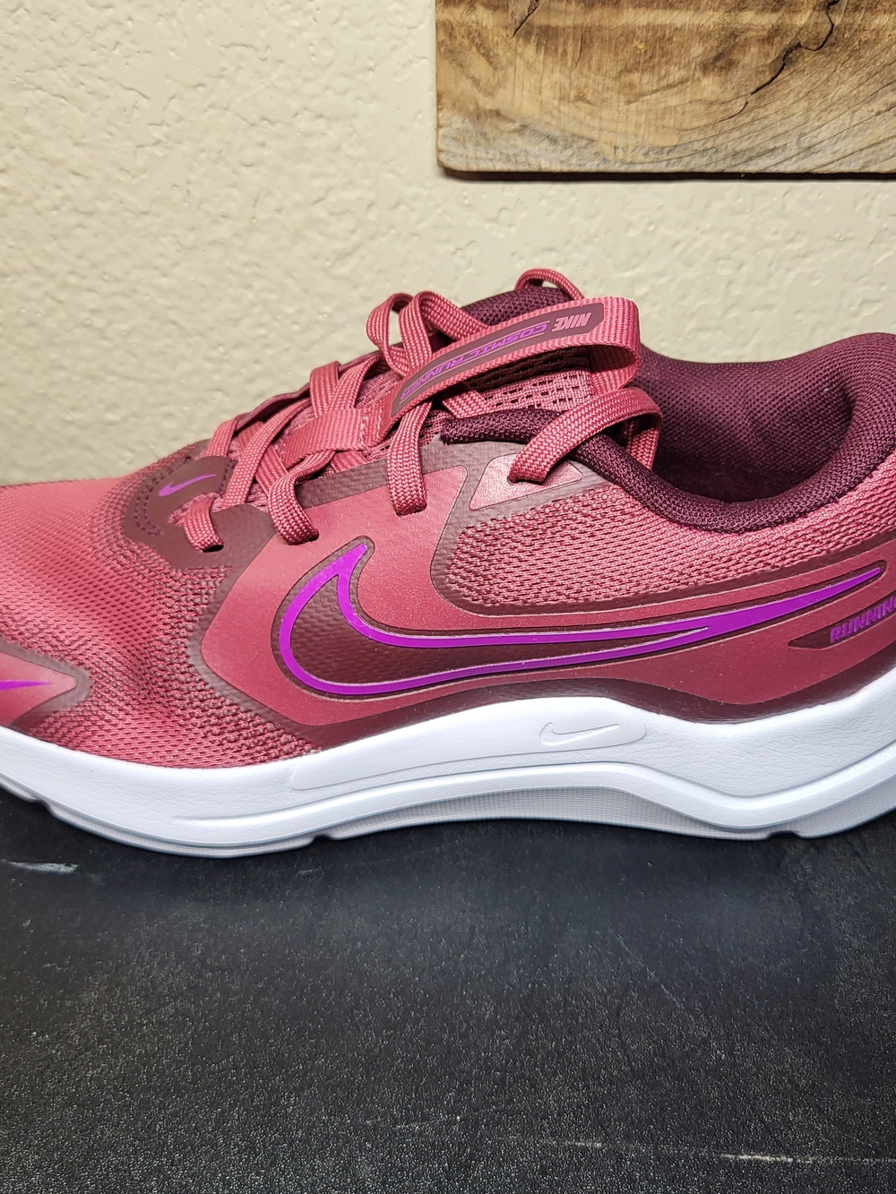 *NEW* Nike Cosmic Runner (GS) Sweet Beet/Purple Shoes Size 5Y Women's 6.5